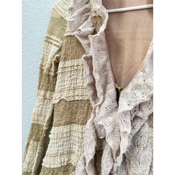 Ryu• Women Victorian Boho Crochet Cardigan Open Front Knit Ruffle Sweater - Picture 4 of 7